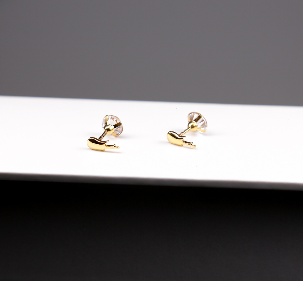 studs guitar Earring