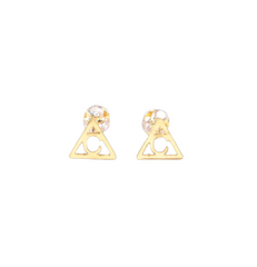 C(1) Name earring