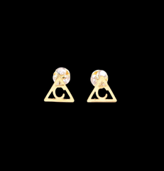 C(1) Name earring